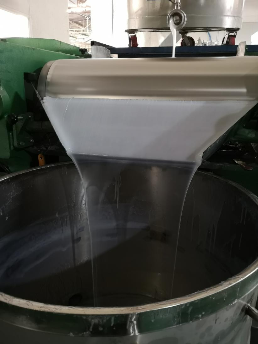 影響模具硅膠粘性因素有哪些？
